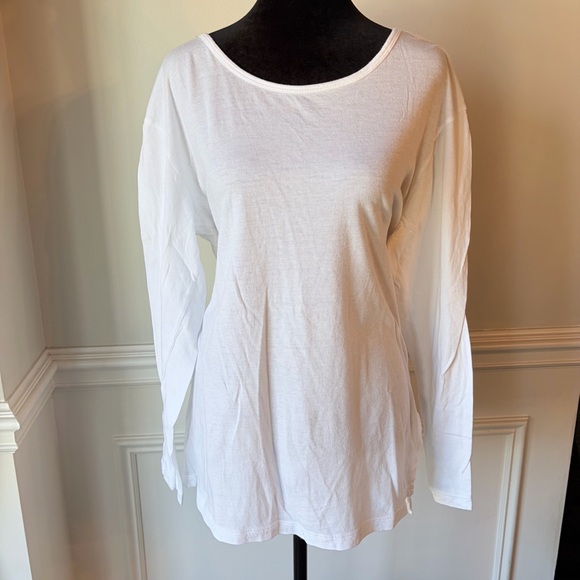 Set of Four Assorted Size XL Tops - 2 Short Sleeve 2 Long Sleeve - Picture 5 of 13